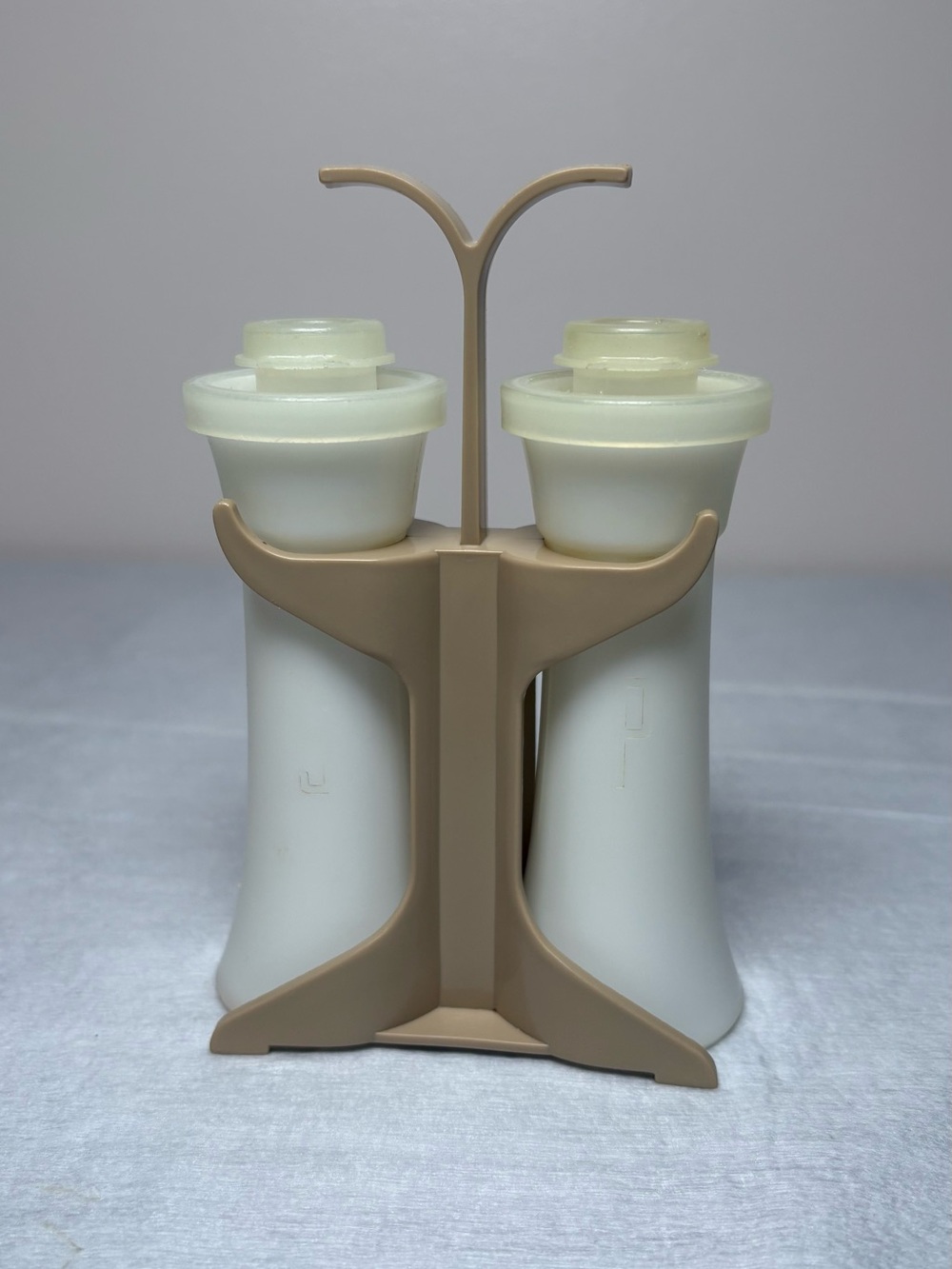 Tupperware Hourglass Mini 4-1/2" Salt And Pepper Shakers with Caddie VINTAGE